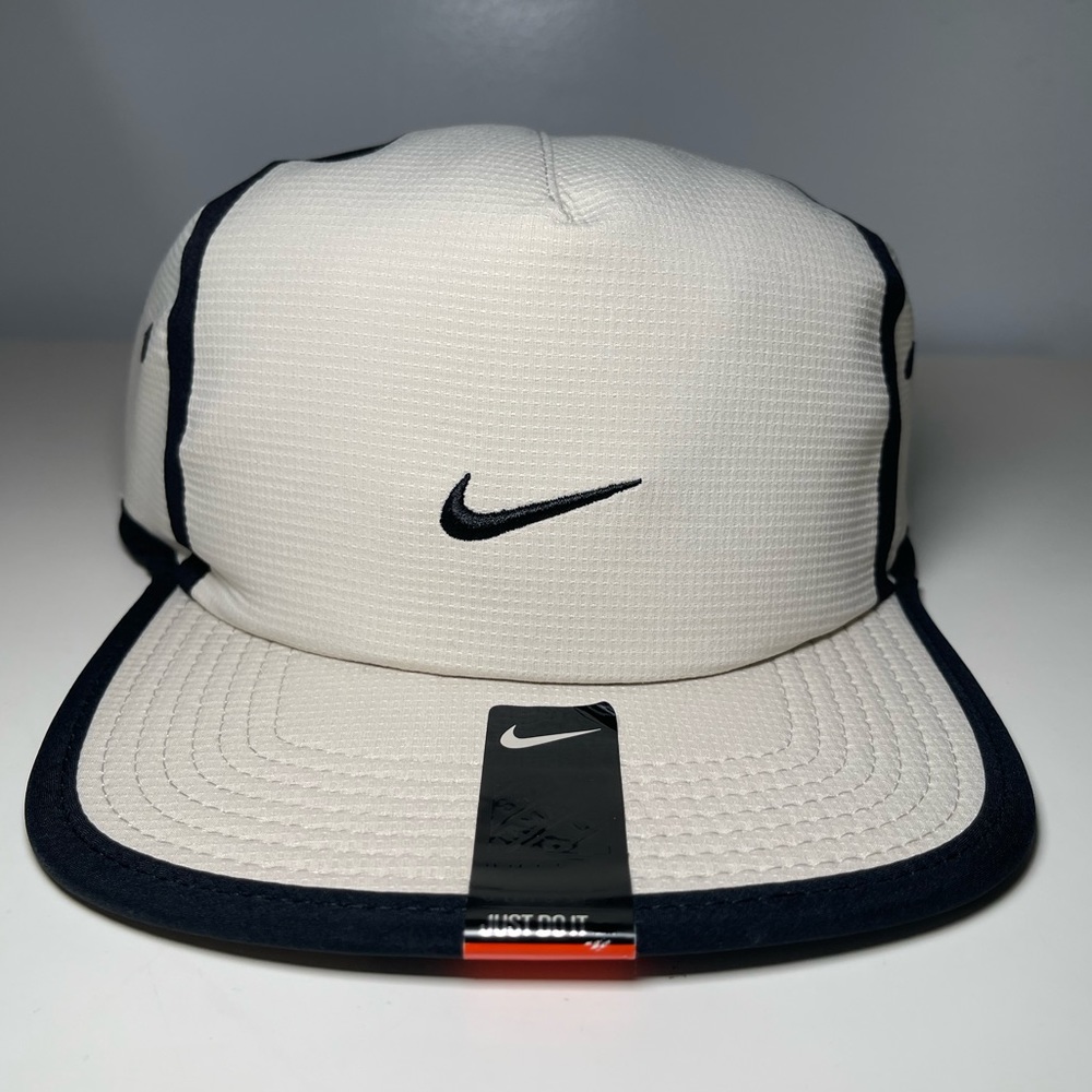 Nike Strap-back Cap